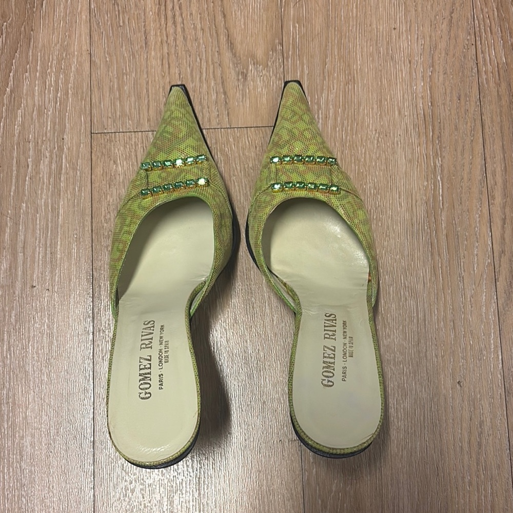 Gomez Rivas Green Pointed Mule with Crystal Detail Size 8.5-9